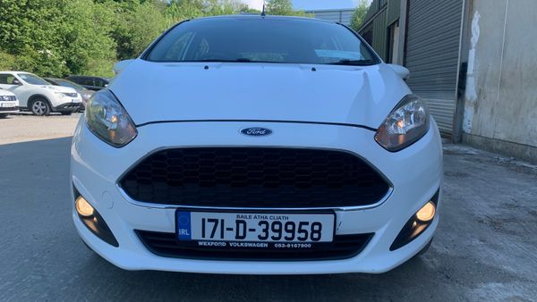 Ford Fiesta Zetec  Nct 04/27 ! 357795592
