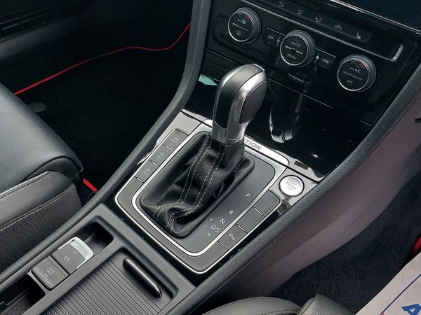 Volkswagen Golf R *HUGE SPEC* 2019 357796922
