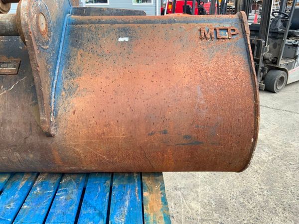 84" STRICKLAND GRADING BUCKET....80mm PINS....1273 357798695