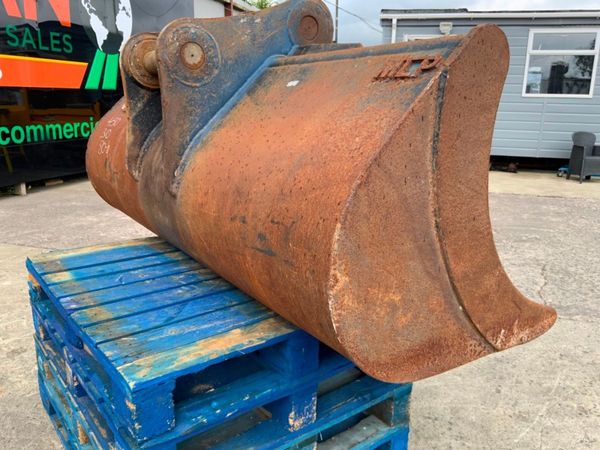 84" STRICKLAND GRADING BUCKET....80mm PINS....1273 357798696