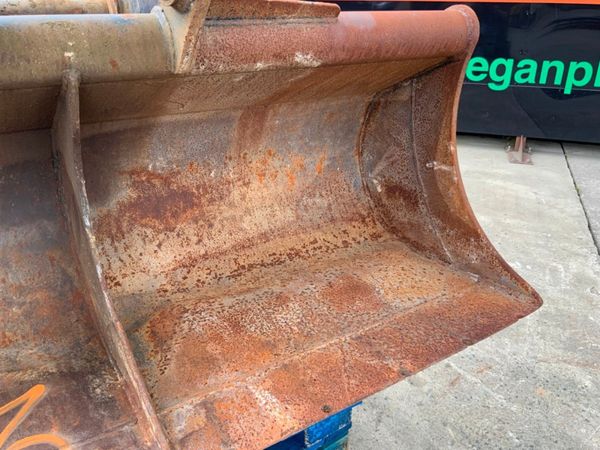84" STRICKLAND GRADING BUCKET....80mm PINS....1273 357798698