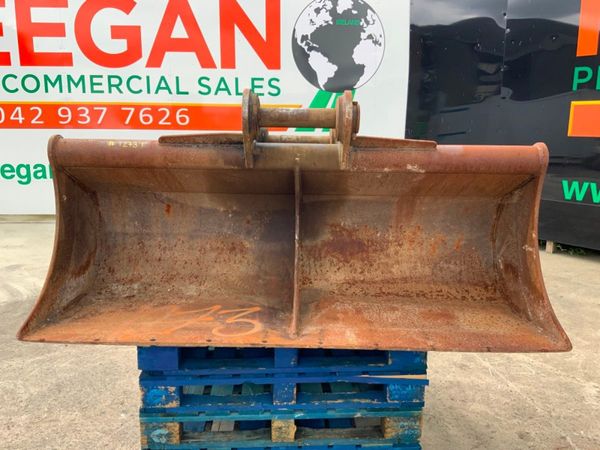 84" STRICKLAND GRADING BUCKET....80mm PINS....1273 357798690
