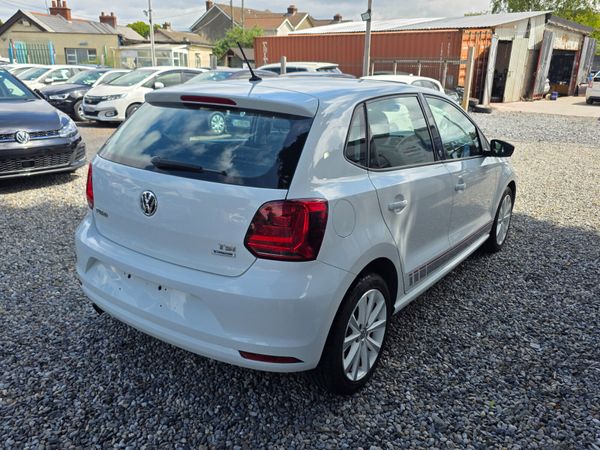 VW Polo 1.2L TSI BlueMotion Special Edition 357792523