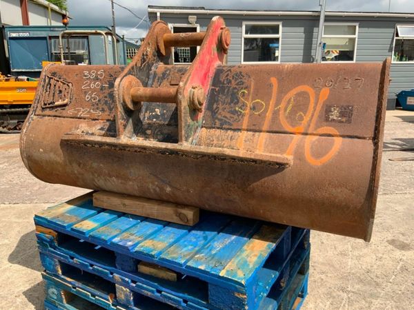 72" JCB GRADING BUCKET....65mm PINS........1196t 357808744
