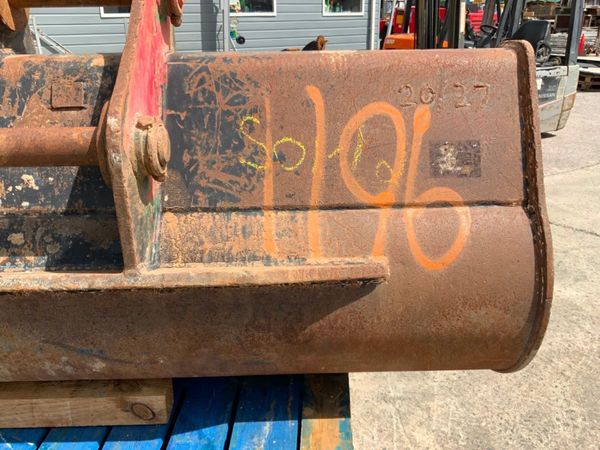 72" JCB GRADING BUCKET....65mm PINS........1196t 357808745