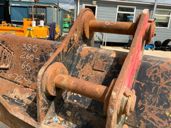 72" JCB GRADING BUCKET....65mm PINS........1196t 357808746