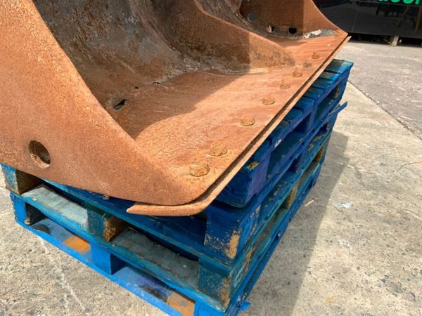 72" JCB GRADING BUCKET....65mm PINS........1196t 357808755
