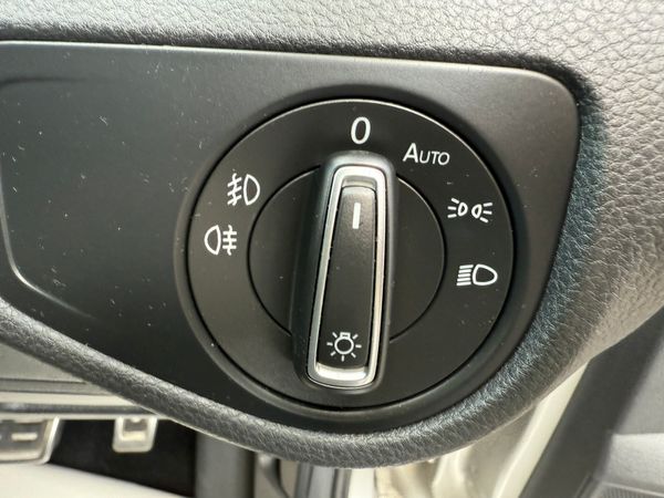 2015 Volkswagen GOLF  1.2 Automatic Petrol TSI 357868206