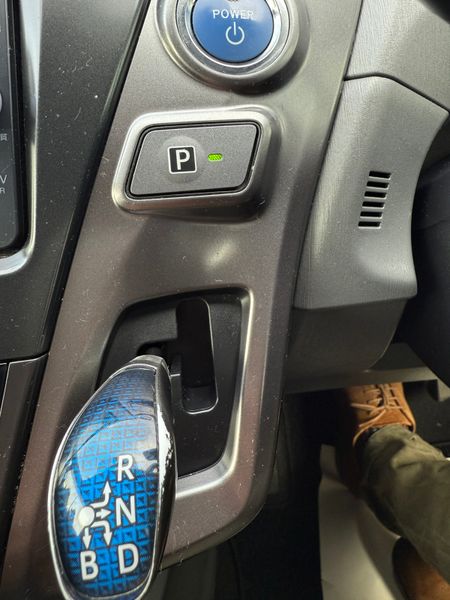 2014 Toyota Prius Plus/alpha1.8 Hybrid auto 7Seate 357868431