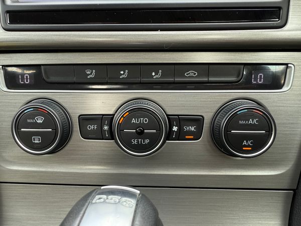 2014 Volkswagen GOLF  1.2 Automatic Petrol TSI 357868683