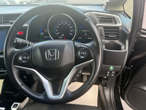 2015 Honda Jazz/Fit 1.5 Hybrid auto Top Specs 357868908