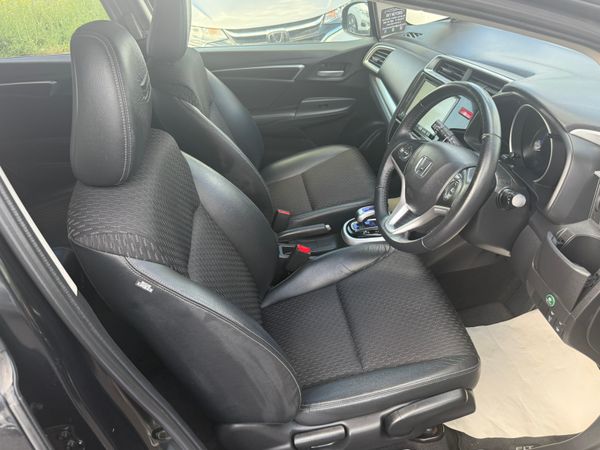 2015 Honda Jazz/Fit 1.5 Hybrid auto Top Specs 357869180