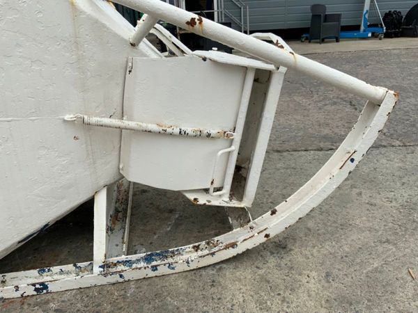 1000lts CONQUIP CONCRETE SKIP......1564k. 357885060