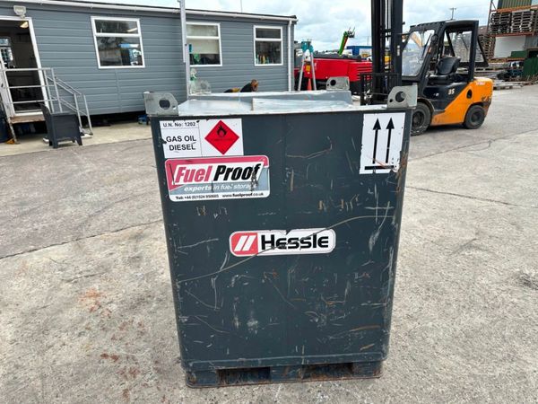 2018 FUEL PROOF 900 LITRES BOWSER....613T 357898231