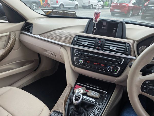 BMW 3-Series 2012 357892479