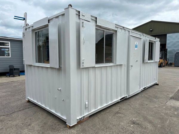 20 X 8 SITE OFFICE CONTAINER CABIN....655P 357909012