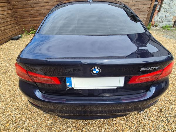 BMW 5-Series 2018 357909237