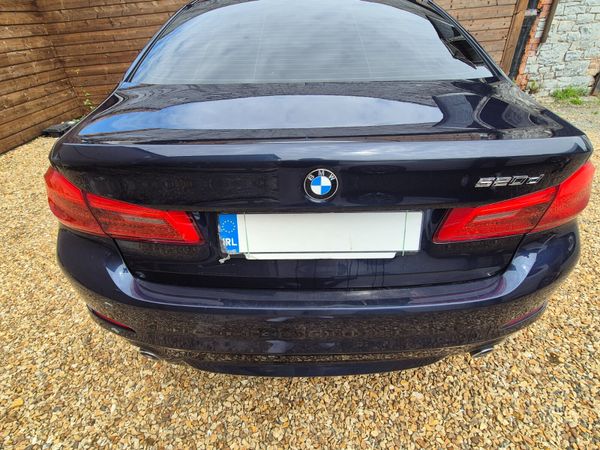 BMW 5-Series 2018 357909242