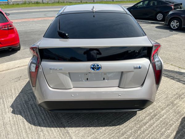TOYOTA PRIUS 2018, 1.8 HYBRID AUTO LOW KMS 357916144