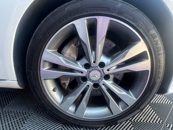 Mercedes-Benz C-Class 2017 automatic 357925626