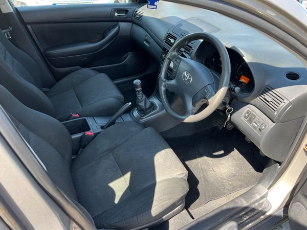 Toyota Avensis 2007 2.0 D-4D Aura 357921324