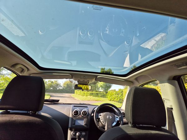 Nissan Qashqai 1.5 DCI XE PanRoof SATNAV 357930103
