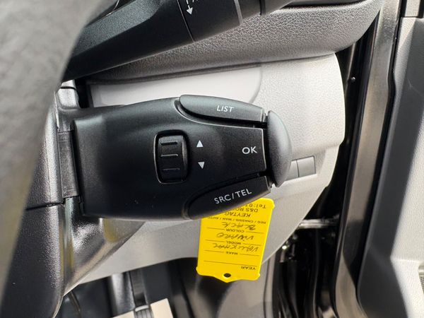 Vauxhall Vivaro 357993161