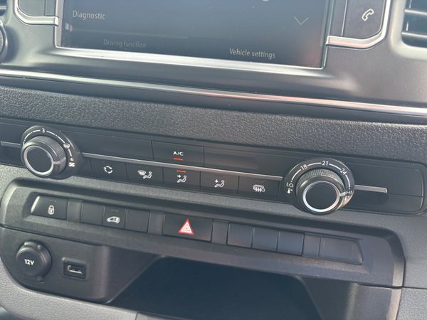 Vauxhall Vivaro 357993162