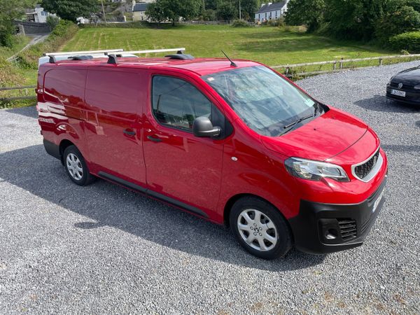 Peugeot Expert 2020 358018675