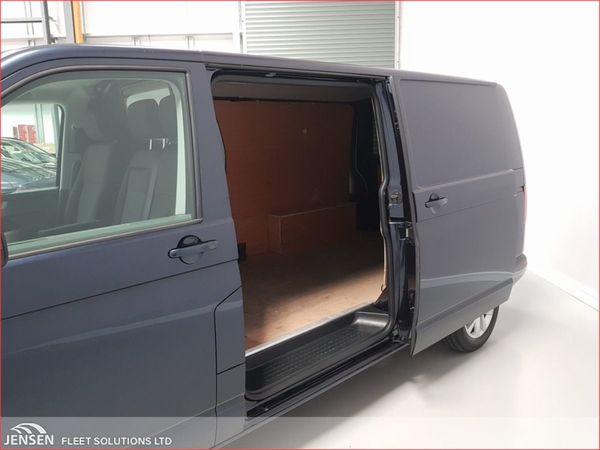 Volkswagen Transporter Highline 28 PVL TDI 110BHP 358029020