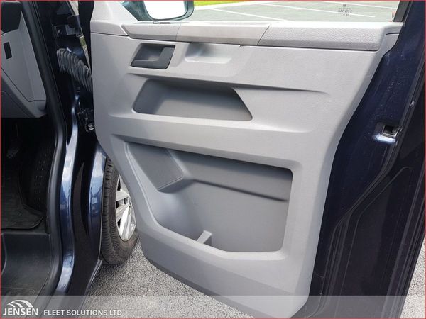 Volkswagen Transporter Highline 28 PVL TDI 110BHP 358029030