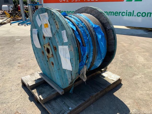 28mm WIRE ROPE.......410mts LONG.......4052 358021282