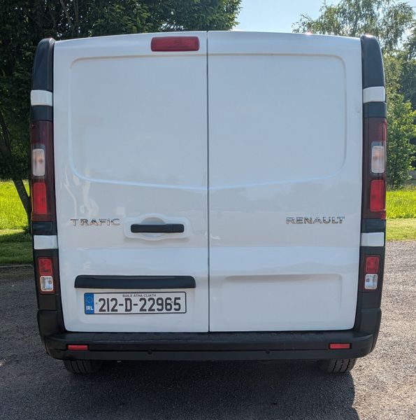 RENAULT TRAFIC  NEW DOE  06/26 358034314