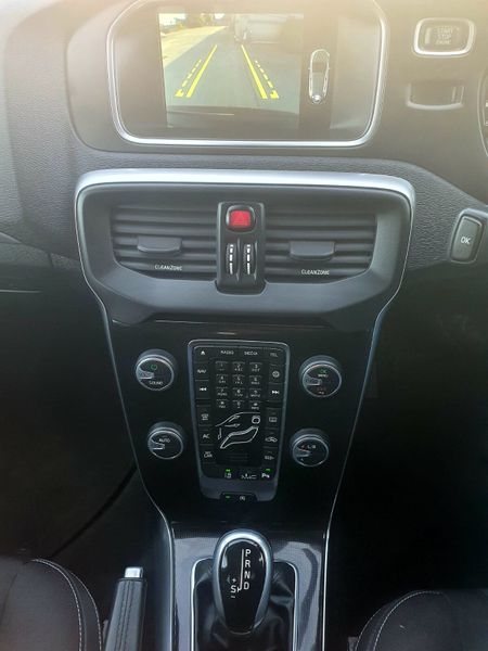 2015 Volvo V40 | T4 Sporty Hatchback 358036931
