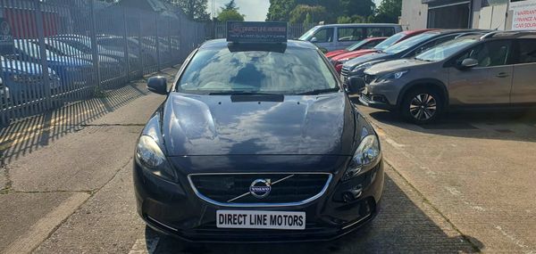2015 Volvo V40 | T4 Sporty Hatchback 358038685