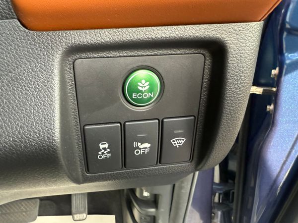 2015 Honda Vezel(HRV)1.5 hybrid auto,42k Miles 358078147
