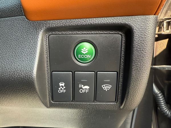 2016 Honda Vezel(HRV)1.5 hybrid auto,42K Miles 358078958