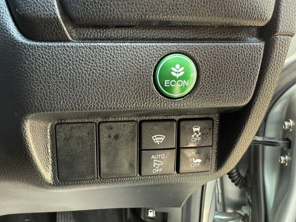 2016 Honda Jazz/Fit 1.5 Hybrid auto Top Specs 358080912