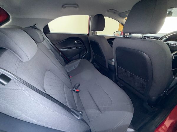 Kia Rio 2016 1.4L 358082063
