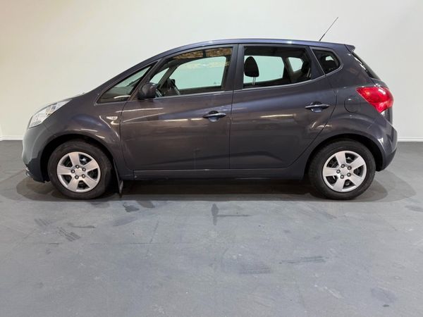 Kia Venga 2016 358082315