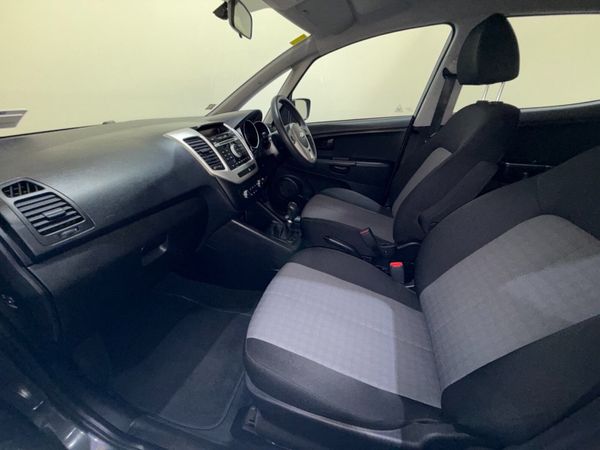 Kia Venga 2016 358082313