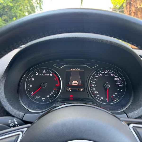 Audi A3 2016 358098963