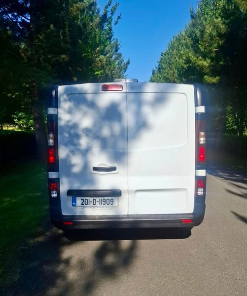 Renault Trafic 2020 DOE 6/26 358104351