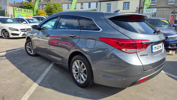 Hyundai i40 2017 358114944