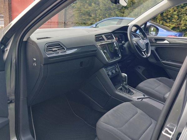 Volkswagen Tiguan Highline *PAN ROOF* DSG 2019 358110076