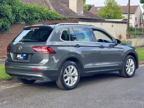 Volkswagen Tiguan Highline *PAN ROOF* DSG 2019 358110073