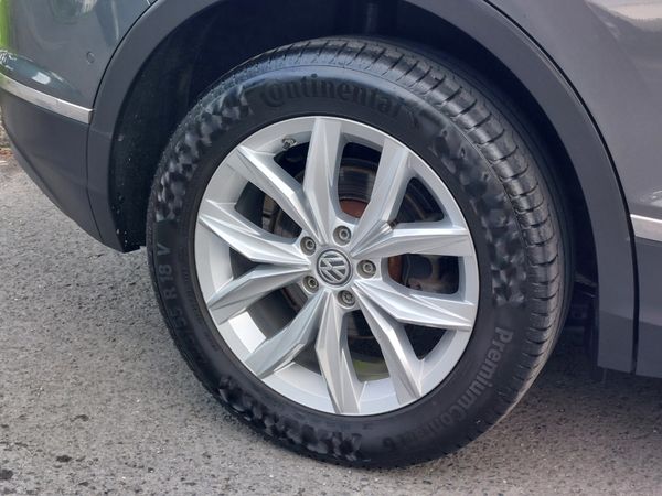 Volkswagen Tiguan Highline *PAN ROOF* DSG 2019 358110087
