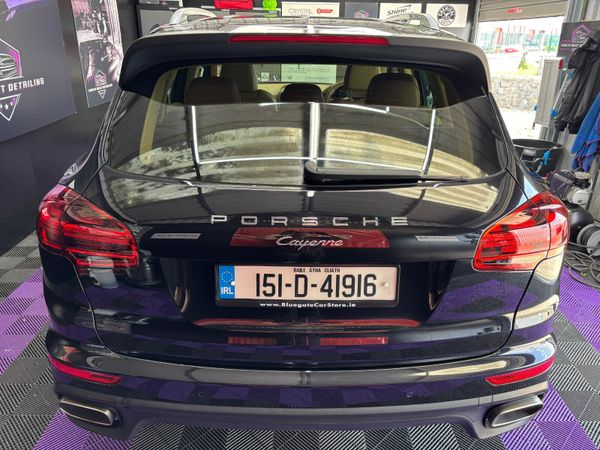 Porsche Cayenne 2015 only 98,000kms 358125730