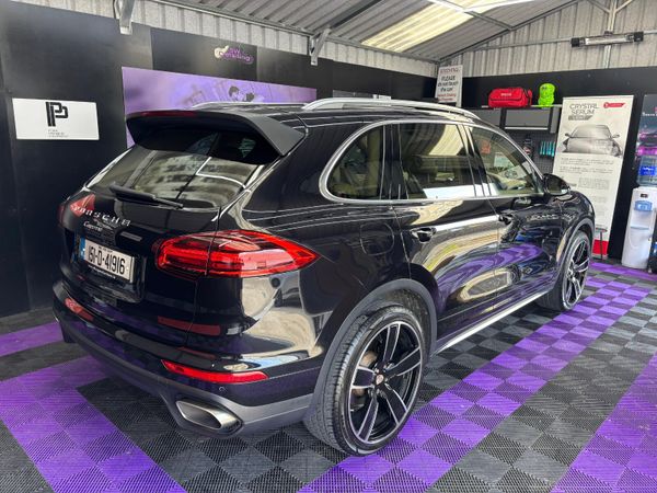 Porsche Cayenne 2015 only 98,000kms 358125733