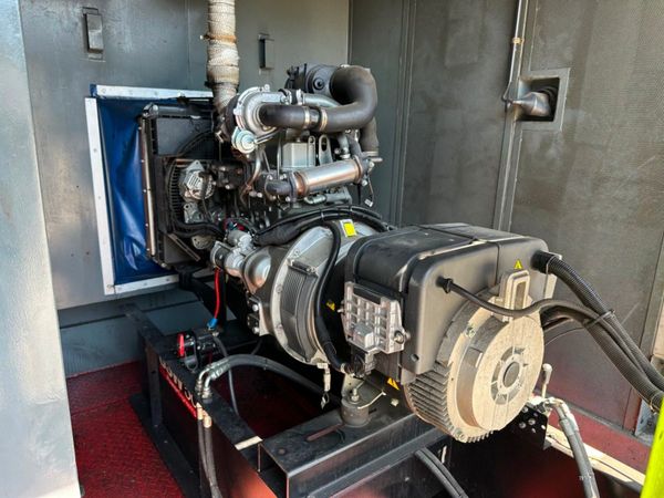 45 kva FG WILSON GENERATOR , 10 X 8 ....2647 358120367